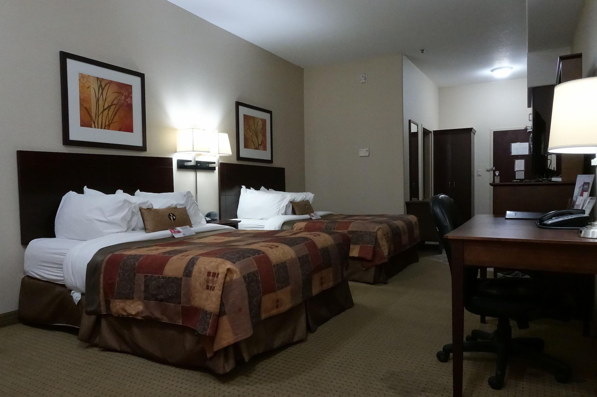 Готель Ramada By Wyndham Weyburn Екстер'єр фото