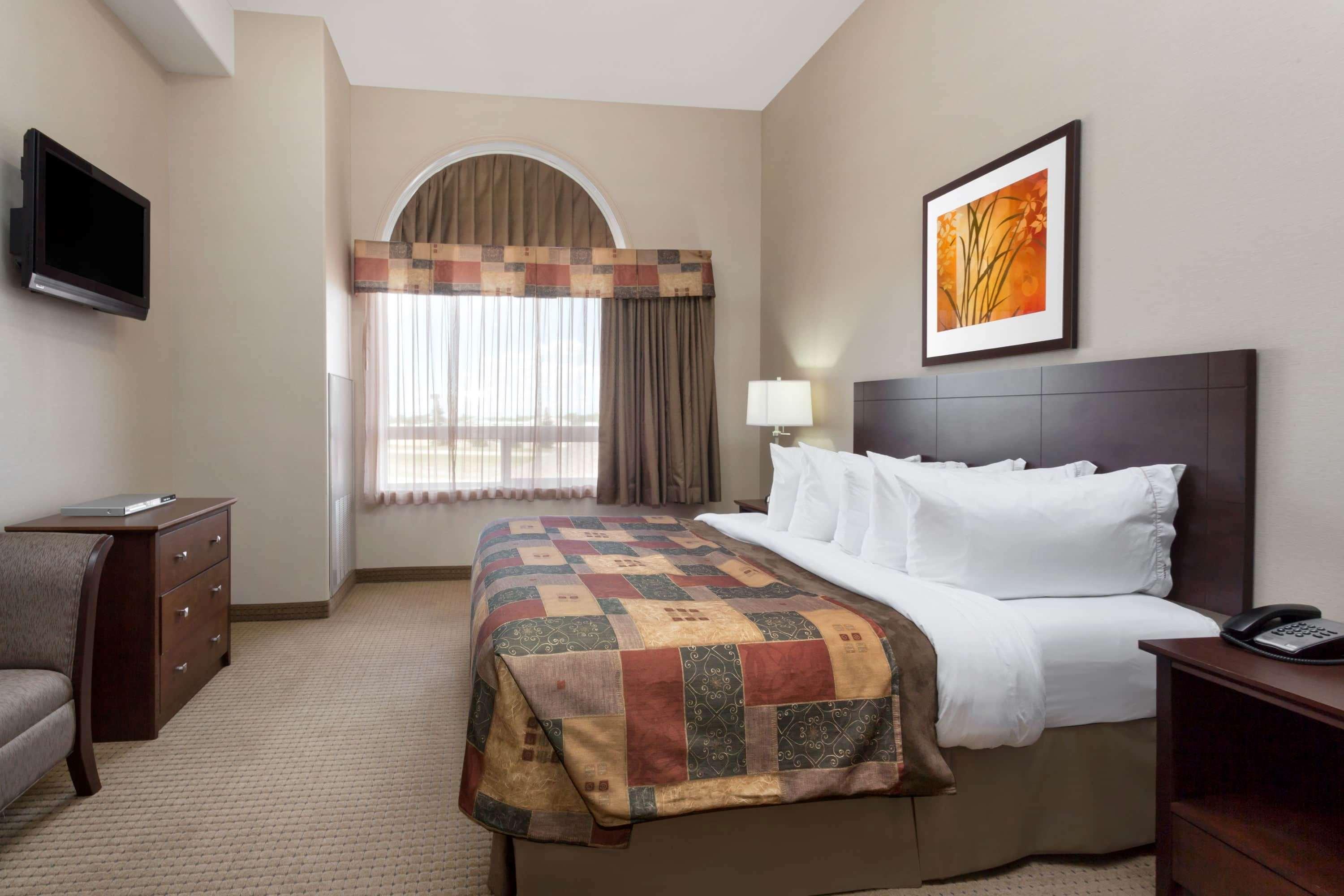 Готель Ramada By Wyndham Weyburn Екстер'єр фото